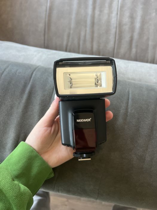 Neewer Светкавица TT560