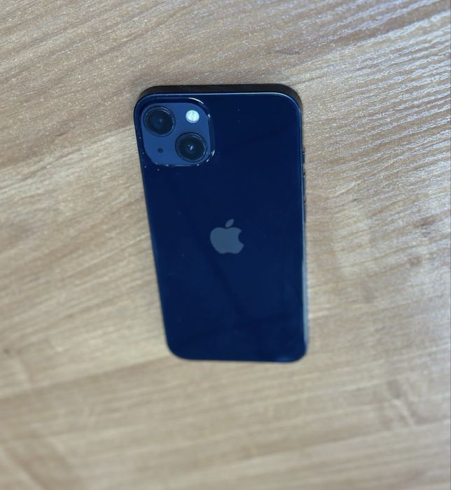 продам iphone 13