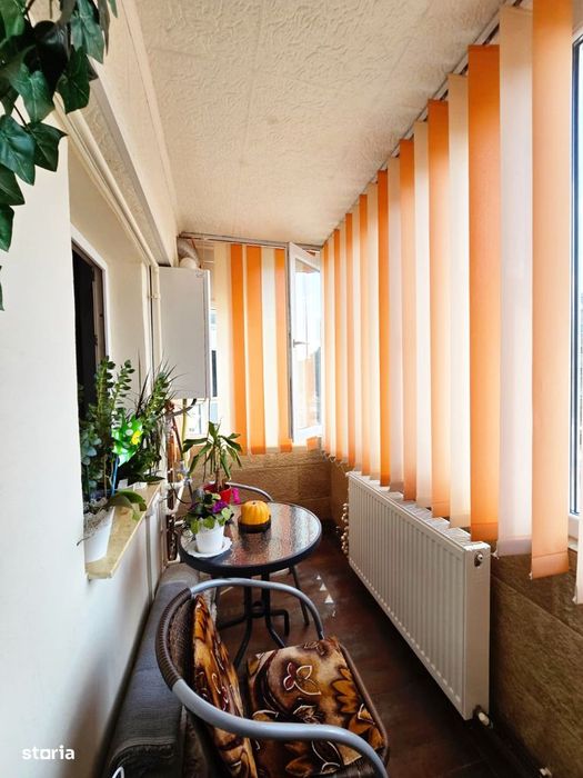 Apartament 2 camere decomandat, etaj 1, centrală proprie - Zona Alfa