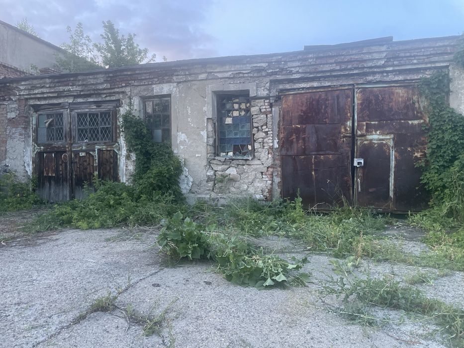 Продам 2 бокса на аблакетке
