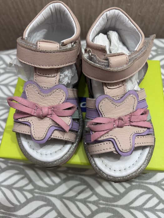 Босоножки для девочки