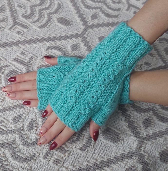 Mănuși damă fără degete.