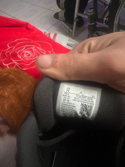 Vând jordan 300 roni