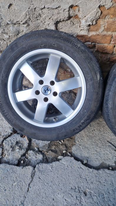 ХЮНДАЙ джанти със гуми 215/60/17  7,5J×17  ET40  5×114,3