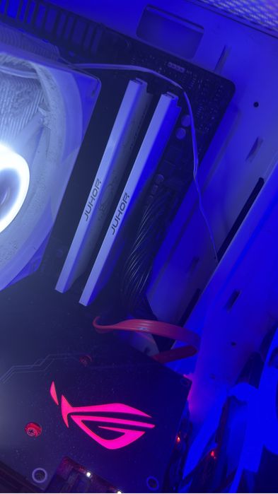 продам или обменяю RX5700XT