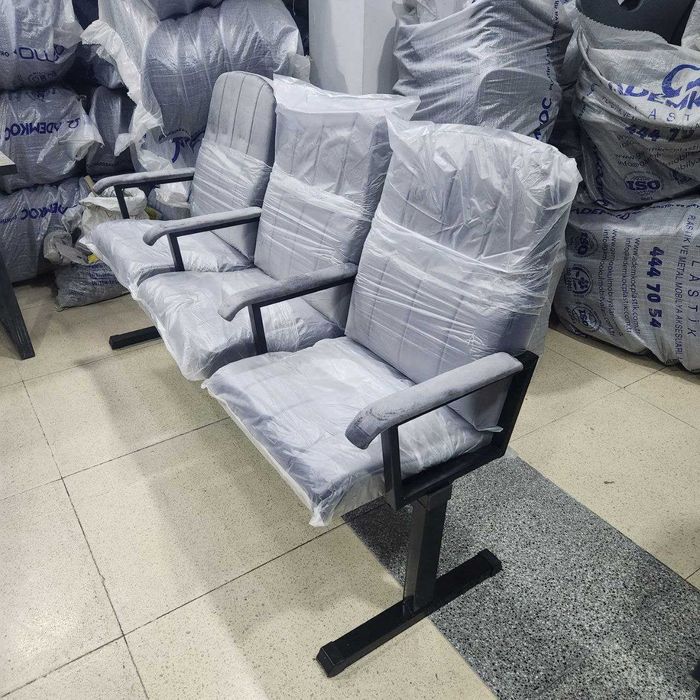 Скамейка Трёхместный Стул 3х местный  медицинский Секционные кресла