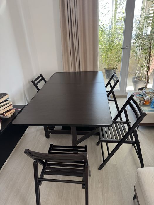 Masa extensibila + 4 scaune