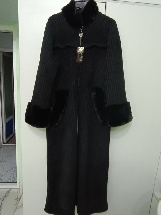 Пальто,кардиган,куртка56 размер