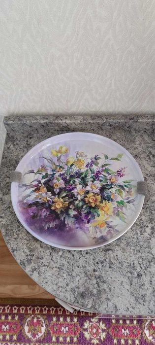 новый поднос. производство БЕЛАРУСЬ.