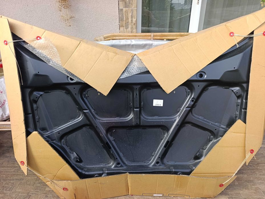 Vând capotă nouă,Chevrolet Aveo T250
