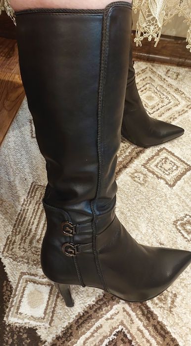 Продаю сапоги демисезонные