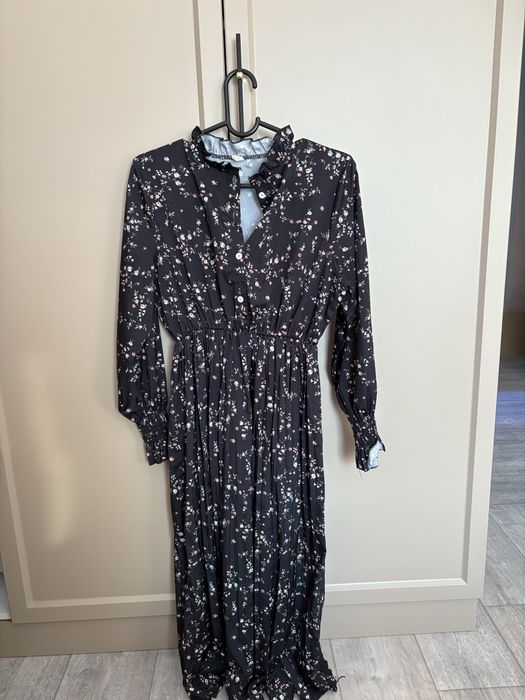 Продам платье любое за 3000