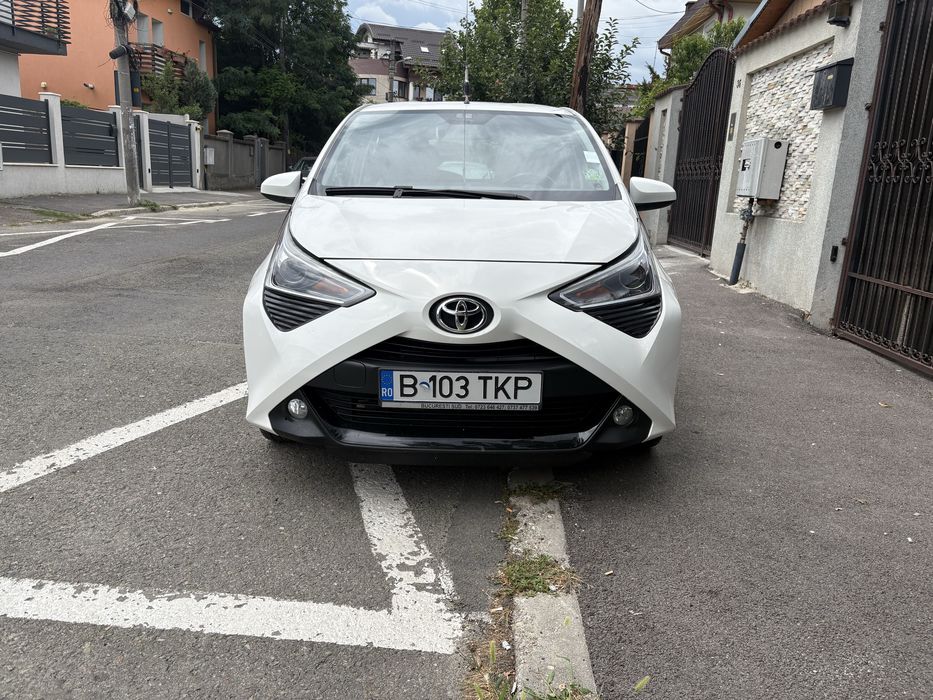TOYOTA Aygo