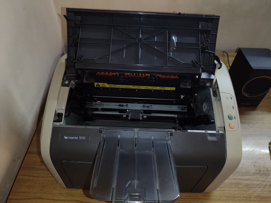 Printer HP 1010 katridj bilan