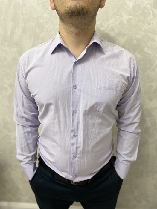 Рубашка мужская в хорошем состояние