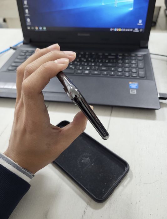 Продам айфон 10 64gb