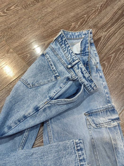 готини дънки с джобове