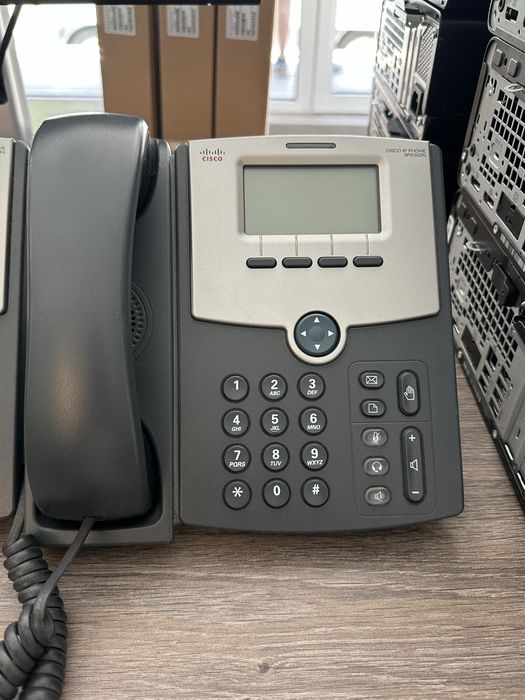 IP телефони Cisco SPA502G/SPA504G/SPA508G