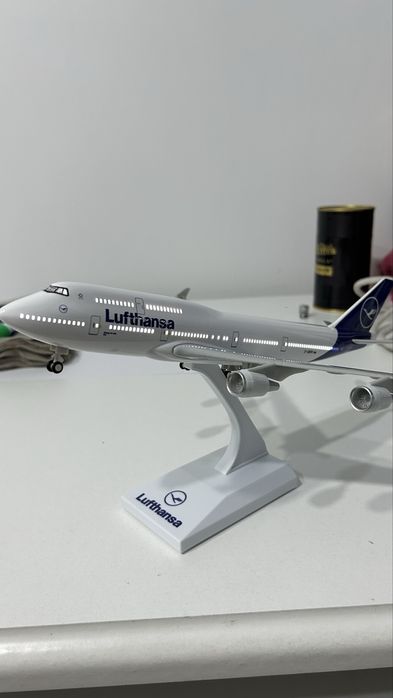 Модель самалета