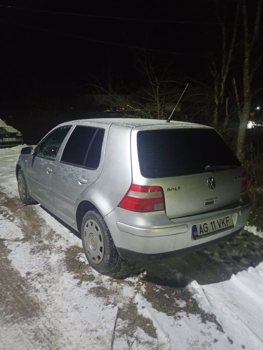 Vând Golf 4 1.6 fsi