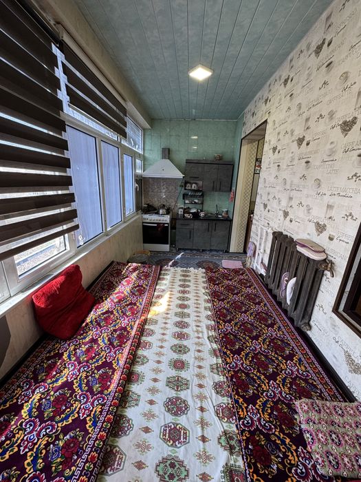 3 xonalik kvartira sotiladi 6-mikr