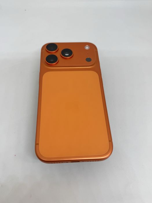 17 pro 256 gb 100%