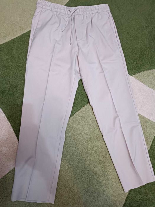 Панталони от HM чисто нови
