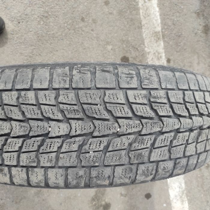 Шины зимние 225/65R18