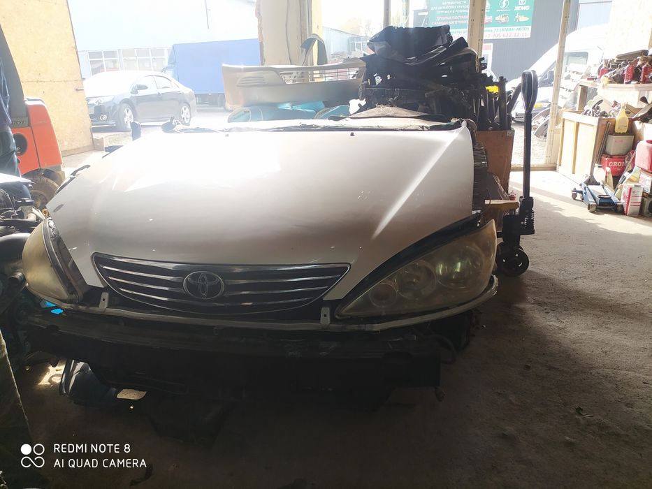 Капот Toyota camri 30/35