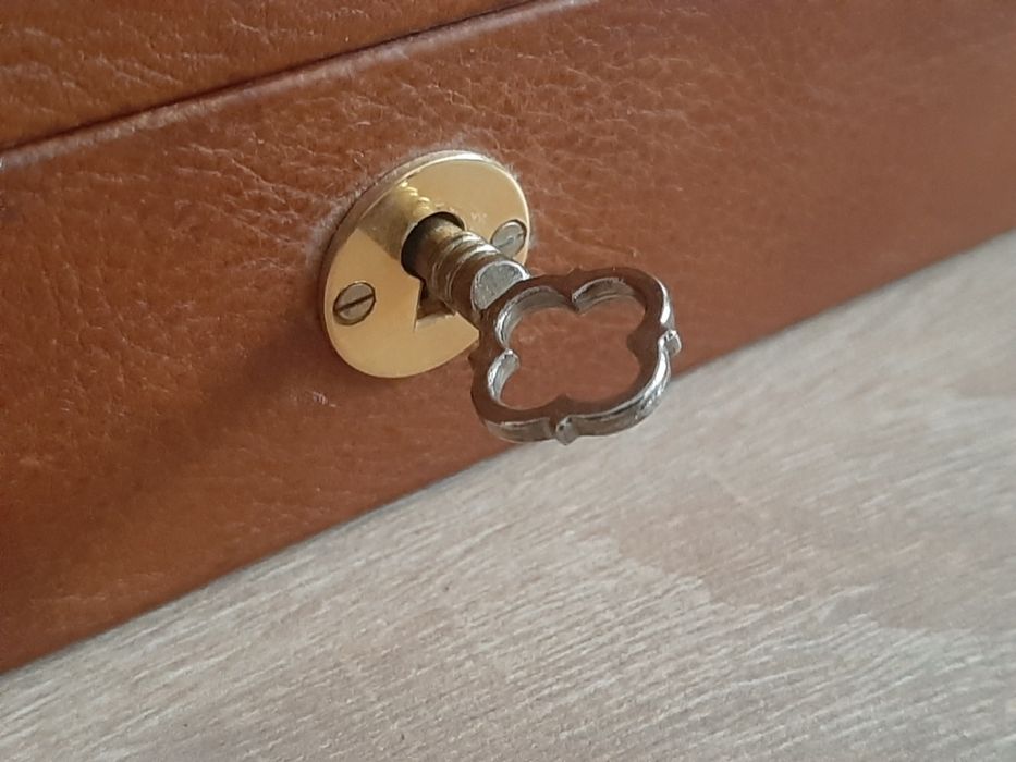 Casetă/ cutie bijuterii Gigliodoro Italy - Piele naturală