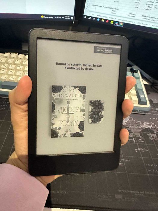 Продам Amazon Kindle 11th Gen 16GB в хорошем состоянии