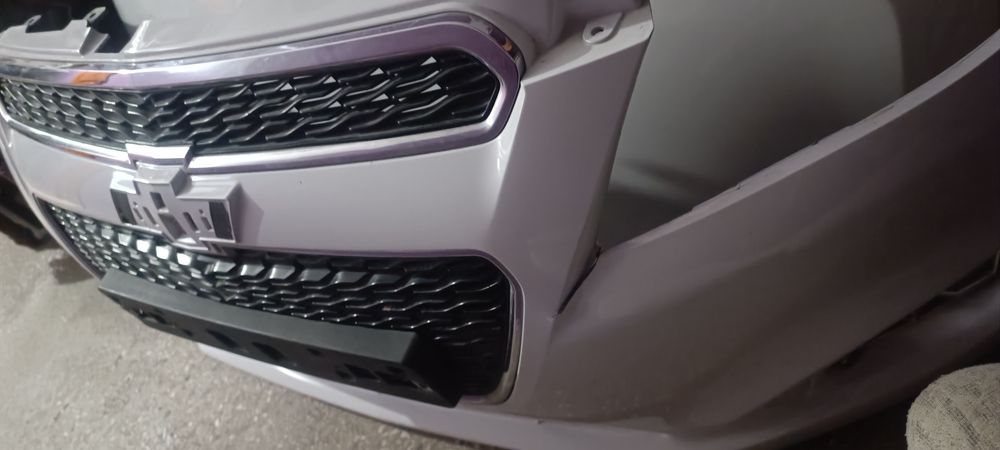 Прдам оригинальные бампера