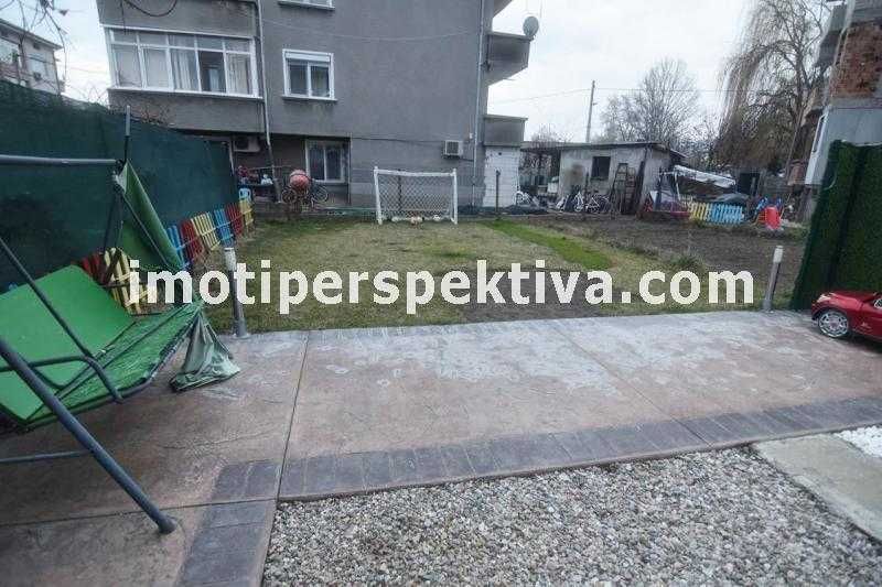 Продава се Етаж от къща в Пловдив, Христо Смирненски - 180 кв.м за 889 €/кв.м - Снимка #15