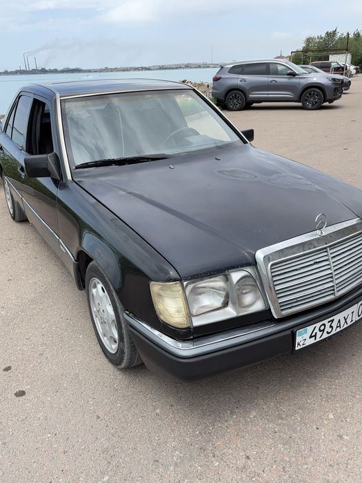 Мерседес 124 2,8