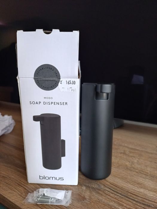 Диспенсър за сапун BLOMUS MODO за стенен монтаж - 165 мл - черен