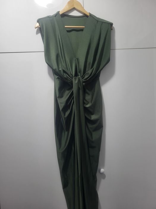 Дълга официална рокля