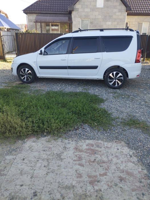 Продаю лада ларгус