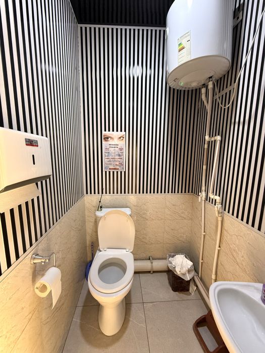 Срочно Кафе арендага берилади. Юлни усти. Qurutob.uz.Енида.Таер бизнес