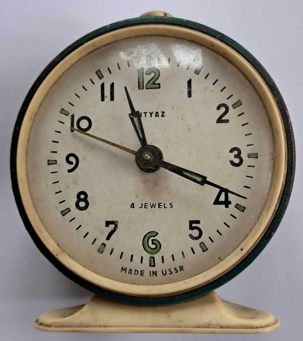 Ceasuri de masa ( Rusia, Germania)