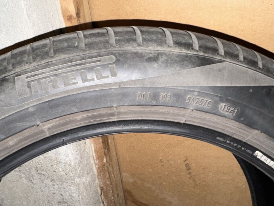 Летни гуми Pirelli 255/45/19