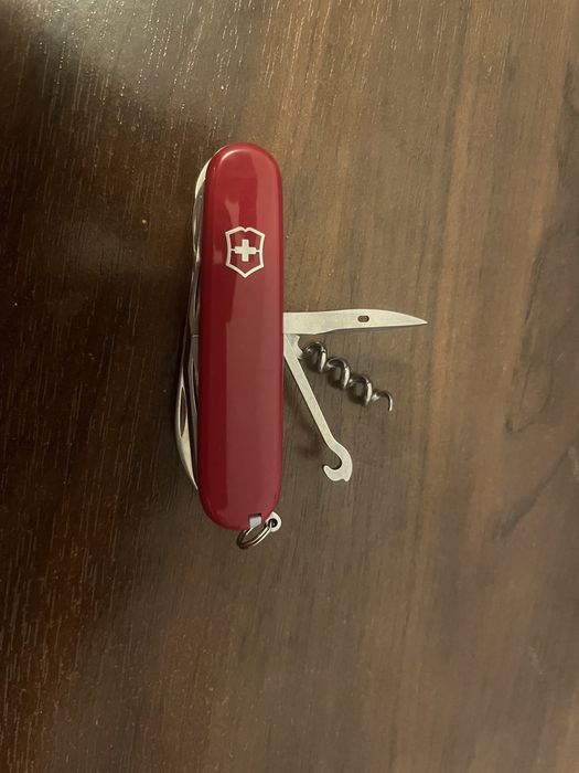 Briceaguri Victorinox