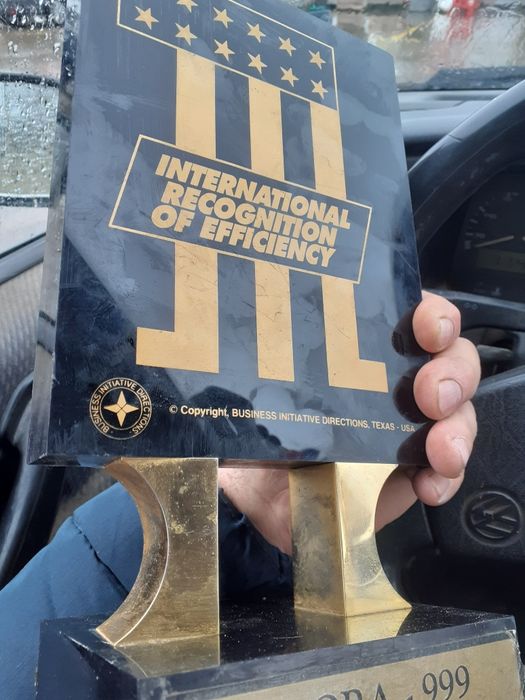 Спортни ,подаръчни купи и бронзови лъжици-миниатюри .