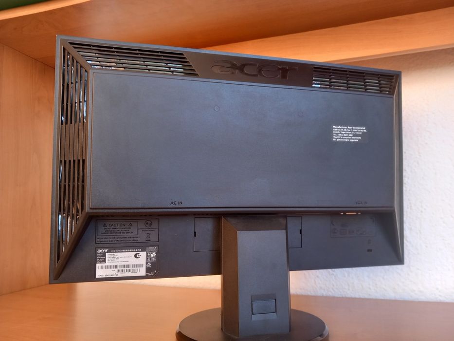 Монитор ACER v193hqv / цена 80 лв (коментар)