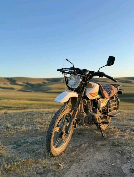Мотоцикл 200кубб