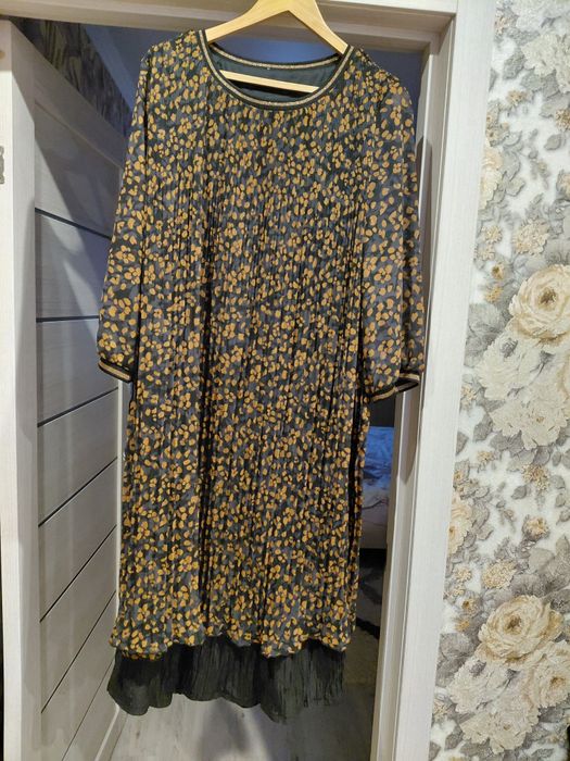 Платье женское, разм54