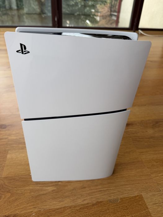 Play Station 5 impecabil 2 joystick-uri