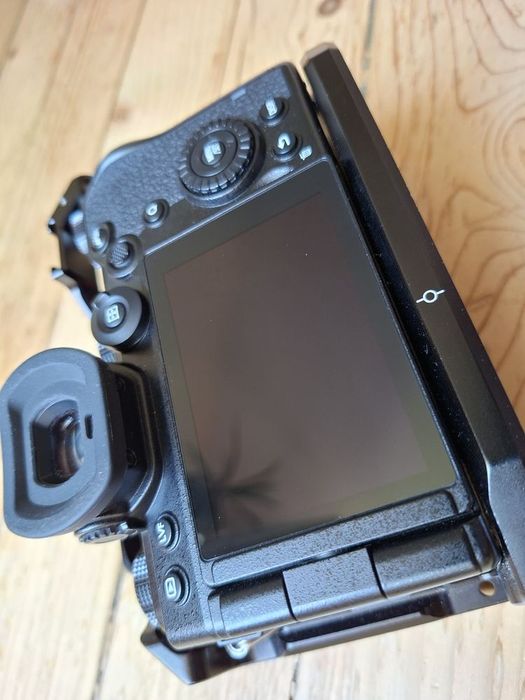 Фотоапарат Lumix S5+обектив 50 мм +cage Smallrig
