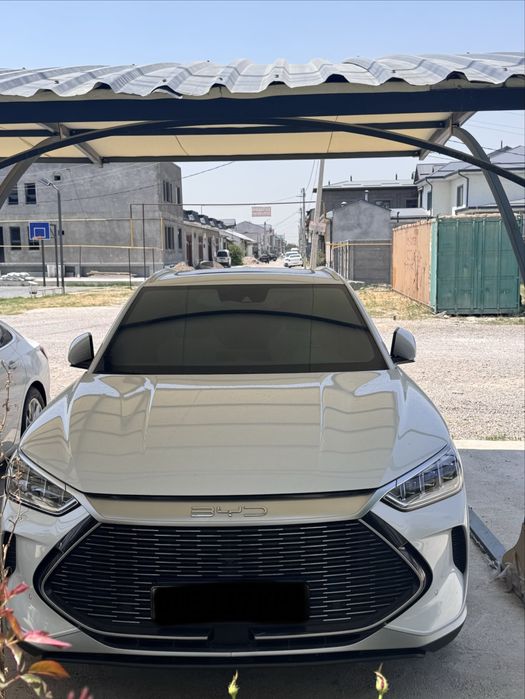 Byd song plus hybrid