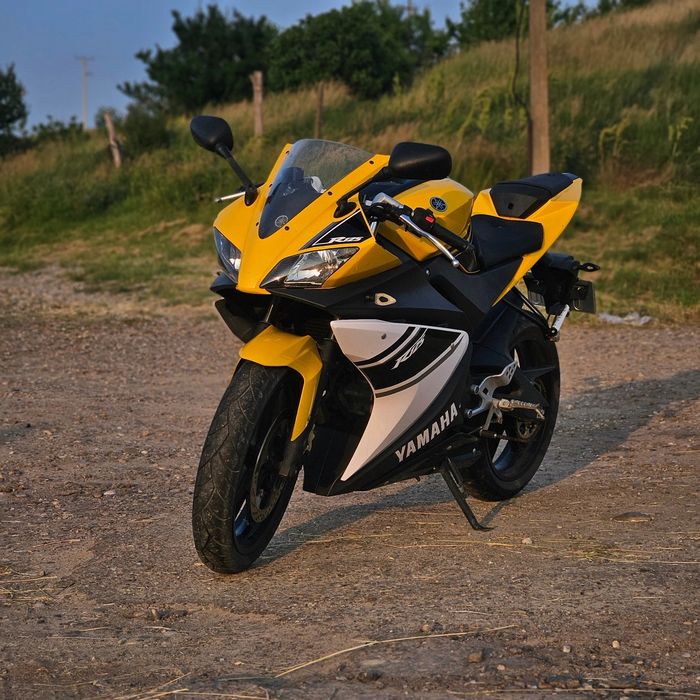 Se vinde yamaha yzf r125