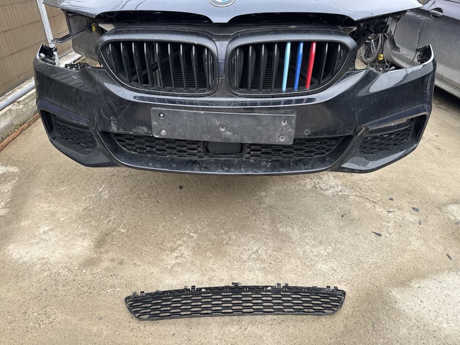 Dezmembrez bmw g30 540d xdrive 2019 volan stanga